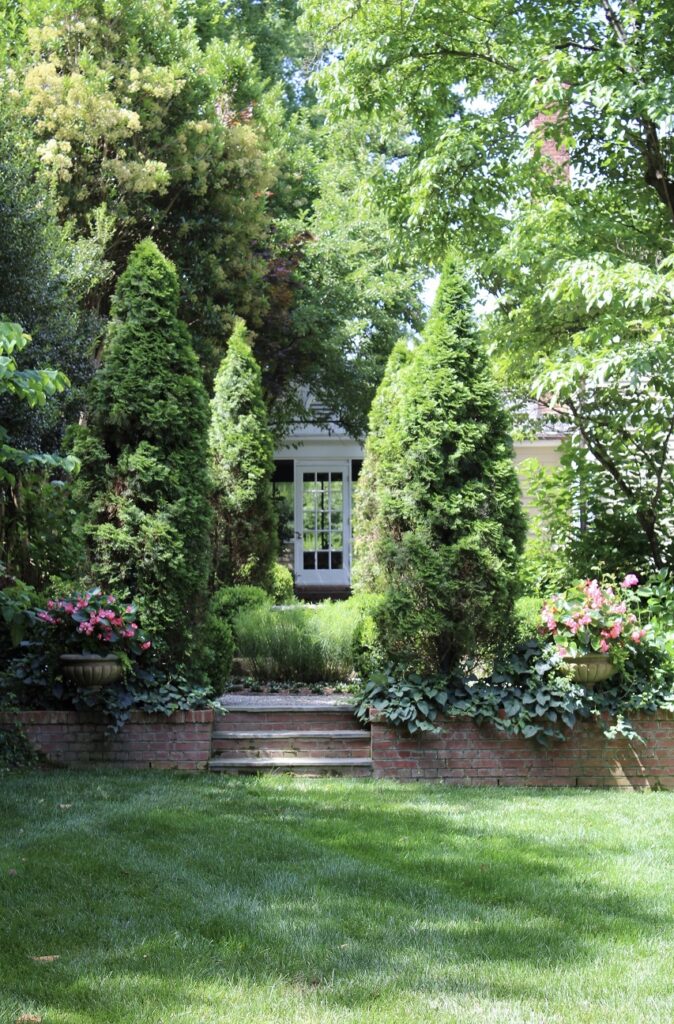 Virginia’s Historic Garden Week Celebrates 90 Years