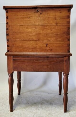 Sold to the Highest Bidder Why Auction Galleries Win Every Time