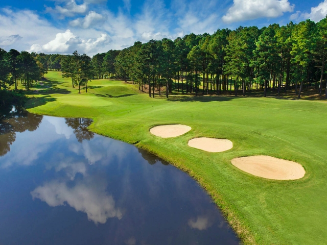 Picturesque Setting Offers a Great Escape Caswell Pines Golf Club